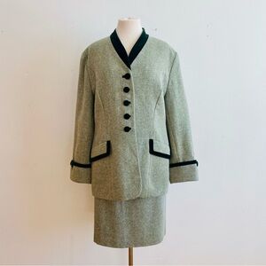 Vintage Louis Féraud Tweed Suit Green Wool Blazer Skirt Set